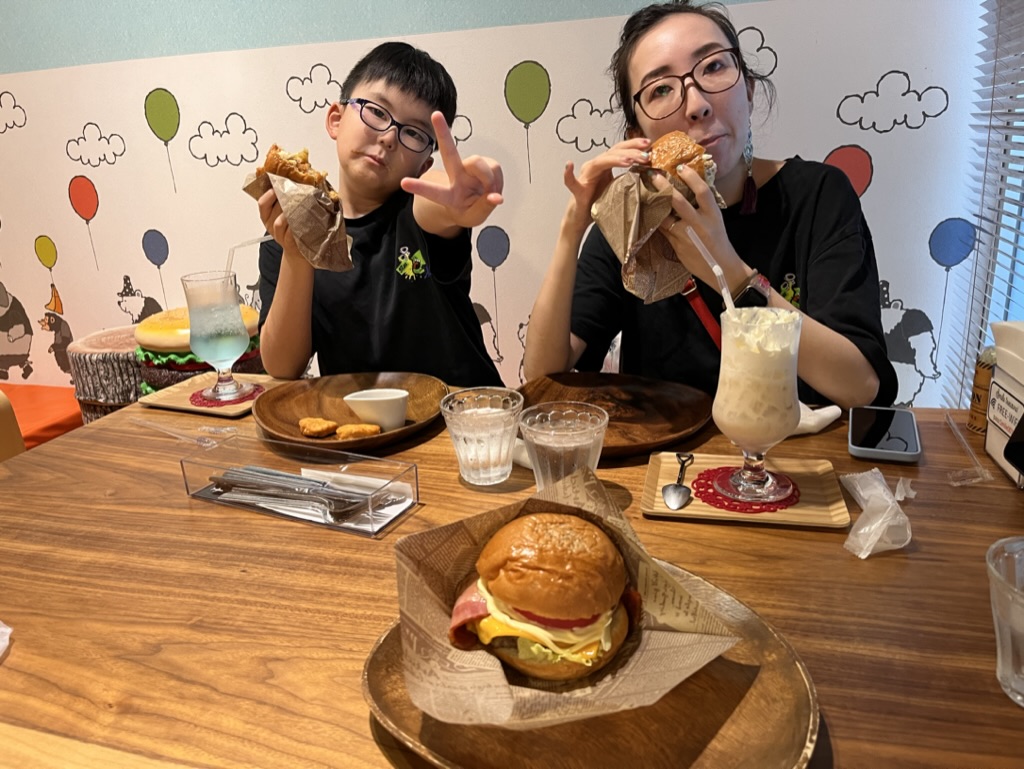 50A7C112-9D87-4889-B3E1-9658AFF5B6B1_1_105_c