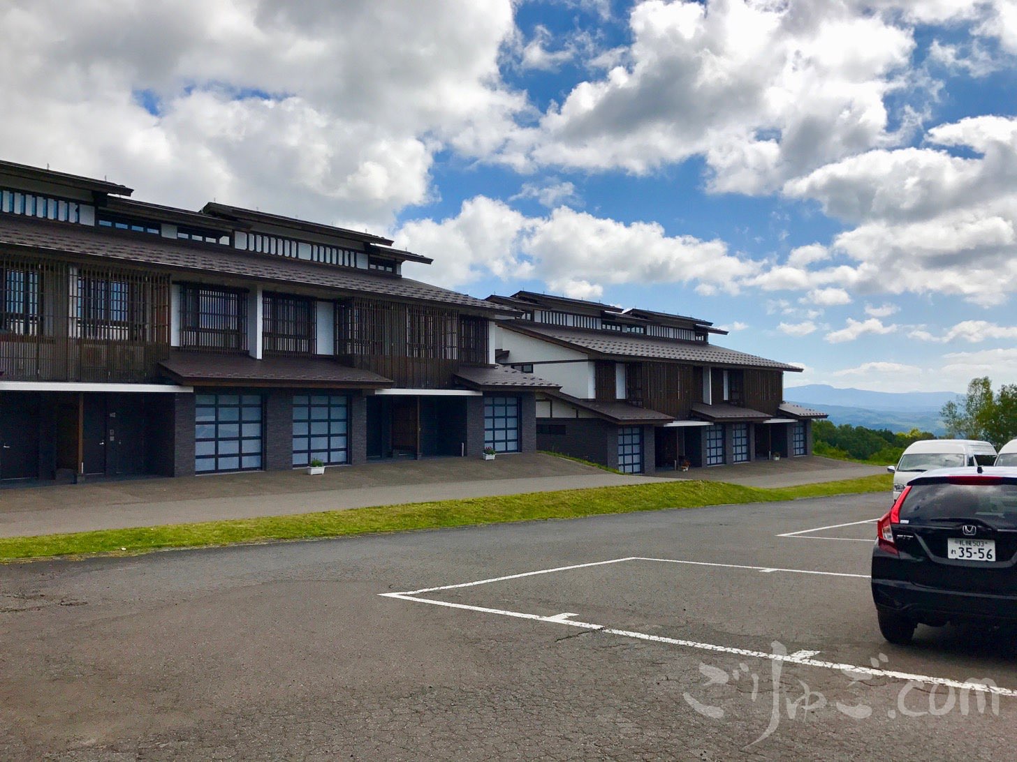 9B572D38-AD51-4DBD-BC7E-6687932D5CA3-286-00000008FD35D92B