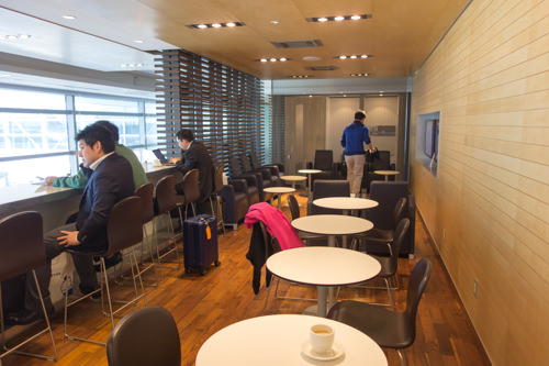 chubu-airport-star-alliance-lounge-03