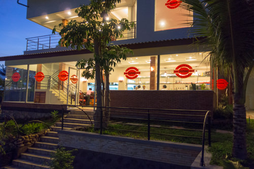 victory-castle-villa-02